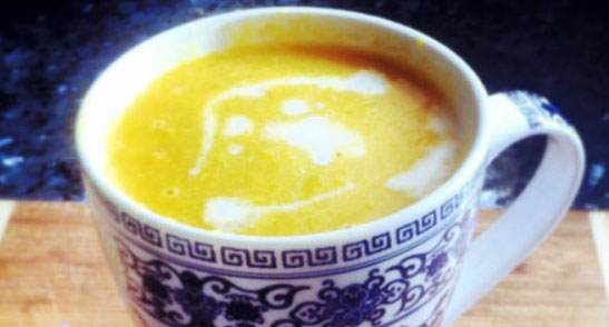 Carrot, ginger & coconut soup 