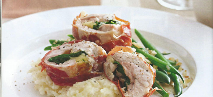 Prosciutto wrapped chicken on parsnip mash